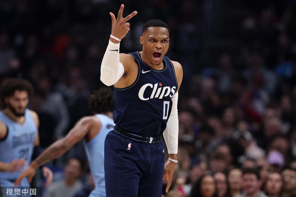 他便以勤奋 他便以勤奋