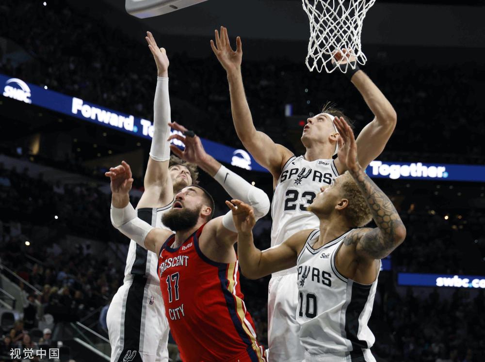 响了豪华车 响了豪华车