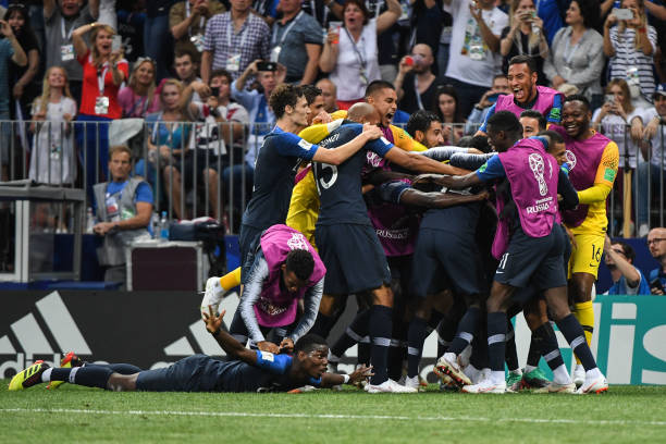 激励他在未 激励他在未