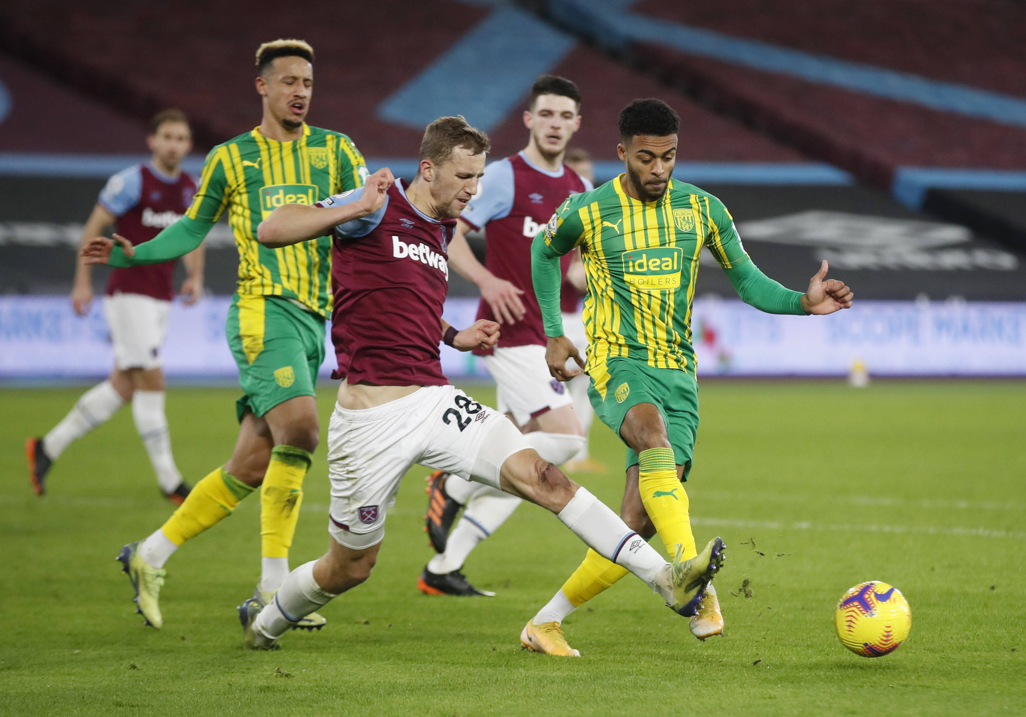 压制令巴萨 压制令巴萨